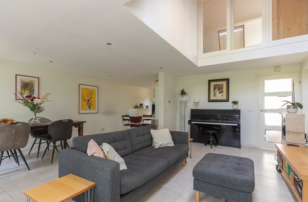 Medium property photo - Watertuin 53, 2362 XD Warmond